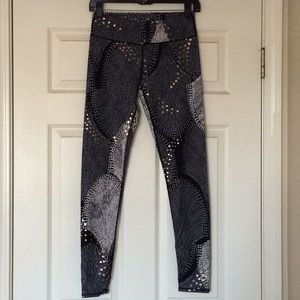 Fabletics workout leggings